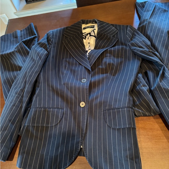 GUC DOLCE & GABBANA PINSTRIPE BUSINESS PANT SUIT BLACK TAN STRIPE SIZE 48 - Picture 1 of 12